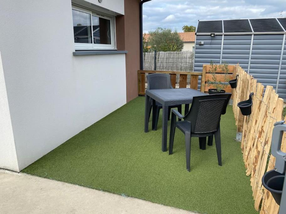 Studio Tout Confort Au Coeur Des Graves Portets Exteriör bild